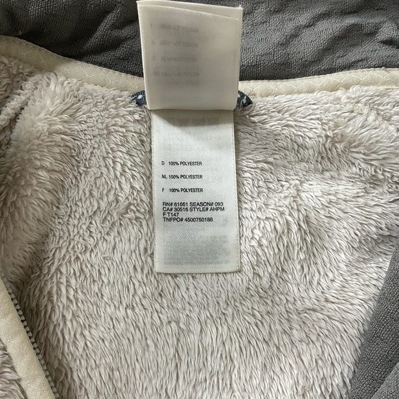 The North Face White Fleece Deep Pile Sherpa 1/4 Zip Pullover Women’s Size XS/tp - Picture 9 of 9